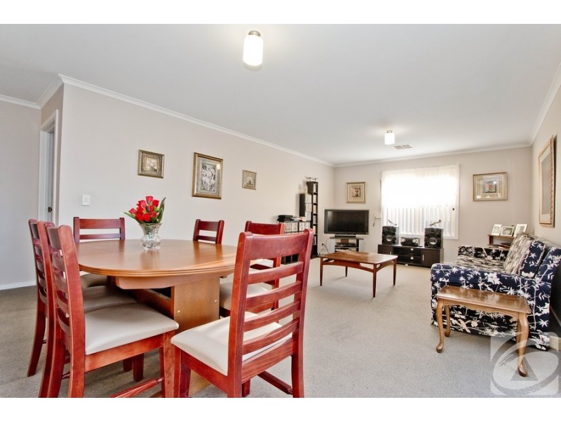 32 Hamra Drive, Smithfield SA 5114