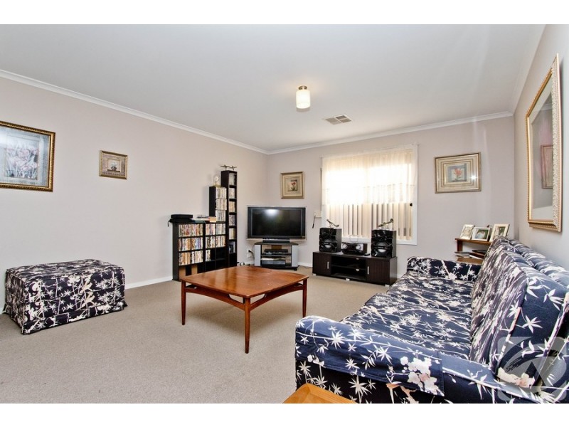 32 Hamra Drive, Smithfield SA 5114