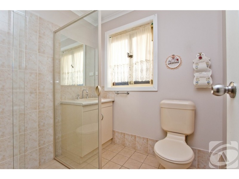 32 Hamra Drive, Smithfield SA 5114