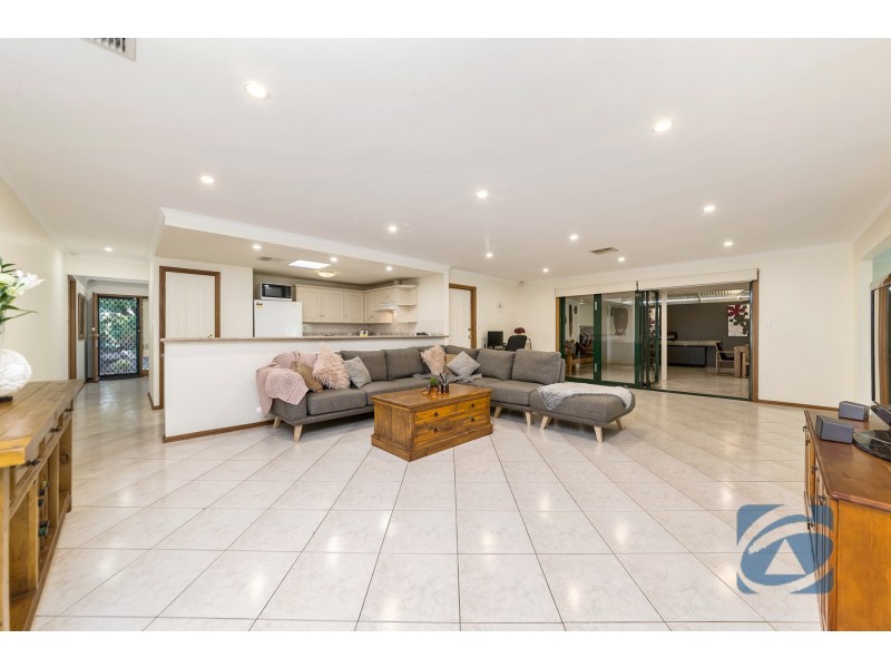 68 Kingfisher Drive, Hewett SA 5118