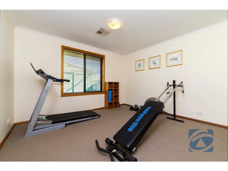 68 Kingfisher Drive, Hewett SA 5118