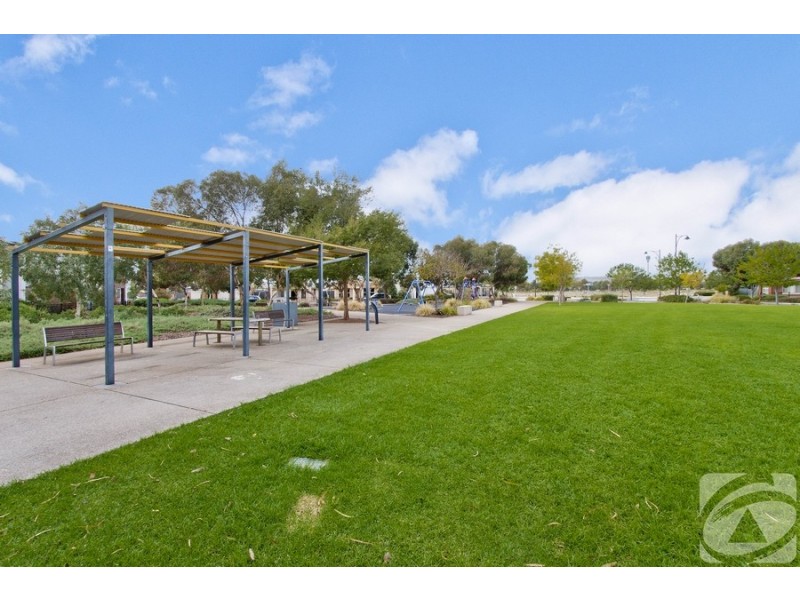 65 Riesling Crescent, Andrews Farm SA 5114