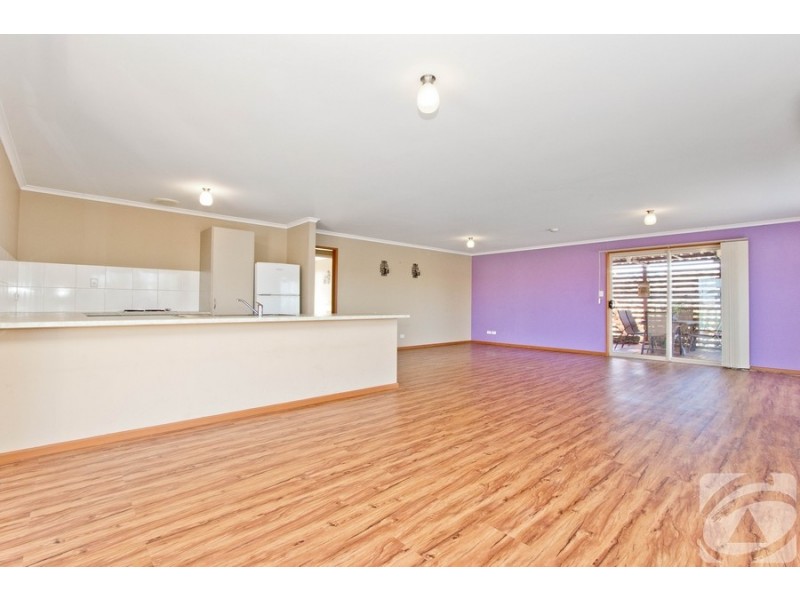 29 Kestrel  Crescent, Thompson Beach SA 5501