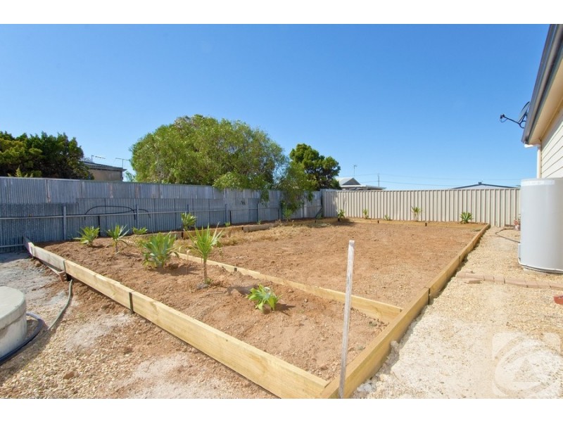 29 Kestrel  Crescent, Thompson Beach SA 5501