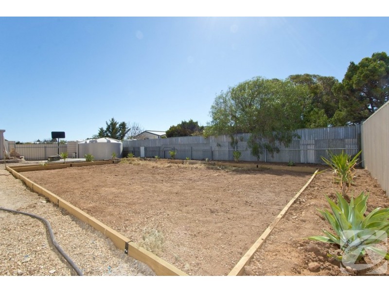 29 Kestrel  Crescent, Thompson Beach SA 5501