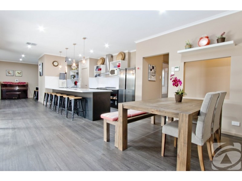 18 McLaren Street, Evanston Gardens SA 5116