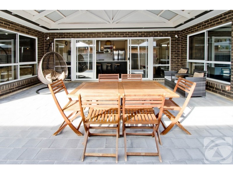 18 McLaren Street, Evanston Gardens SA 5116