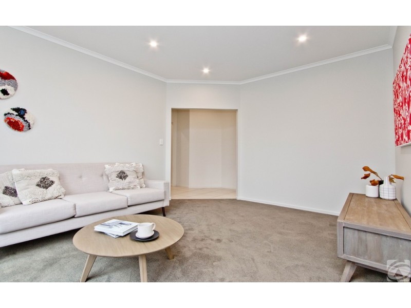 1 Sears Road, Evanston Gardens SA 5116