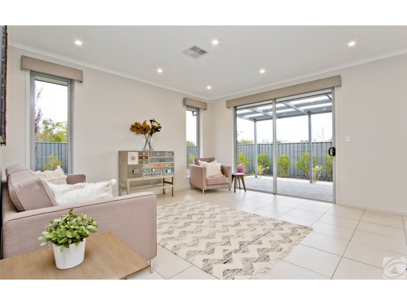 1 Sears Road, Evanston Gardens SA 5116