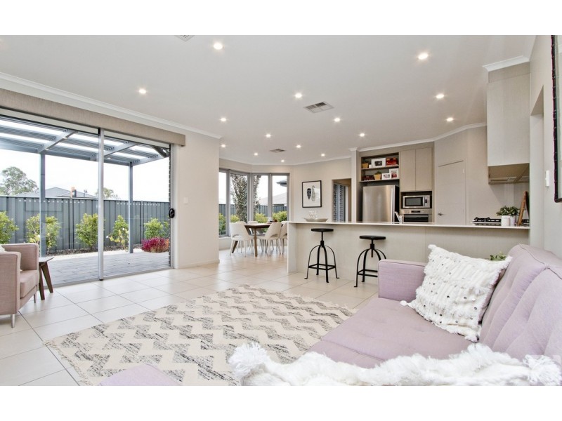 1 Sears Road, Evanston Gardens SA 5116