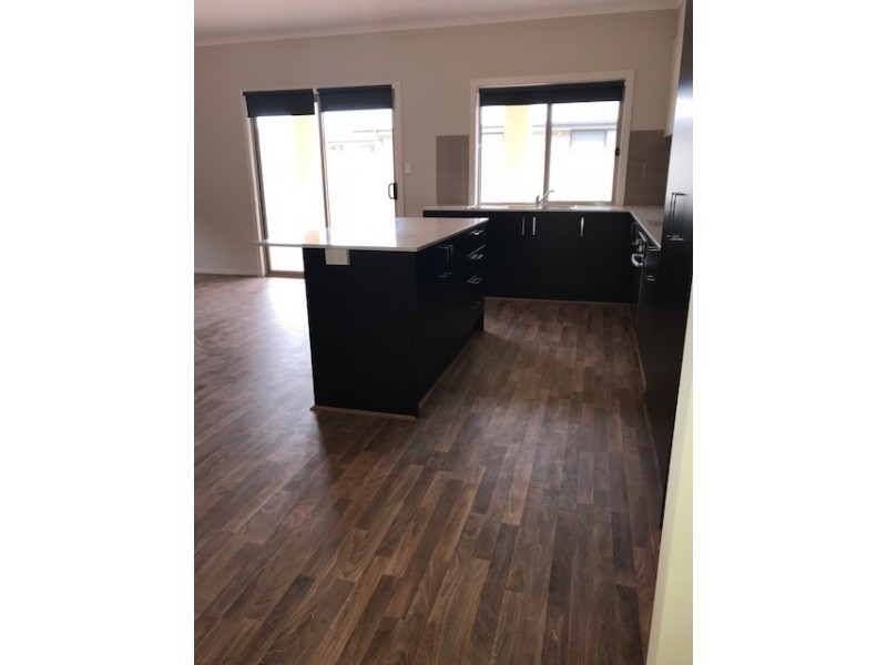 14 Castleton st (virginia Grove), Virginia SA 5120