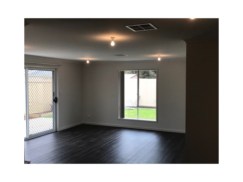 13D Margaret st, Evanston SA 5116