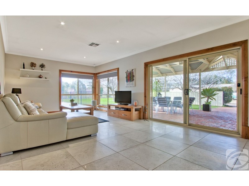 8 Lange Road, Gawler Belt SA 5118