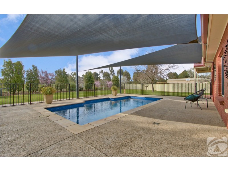 8 Lange Road, Gawler Belt SA 5118