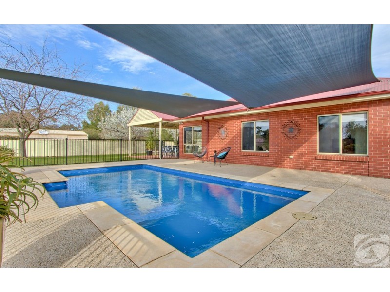 8 Lange Road, Gawler Belt SA 5118