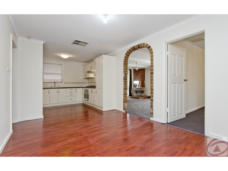 114 Alawoona Rd, Munno Para SA 5115