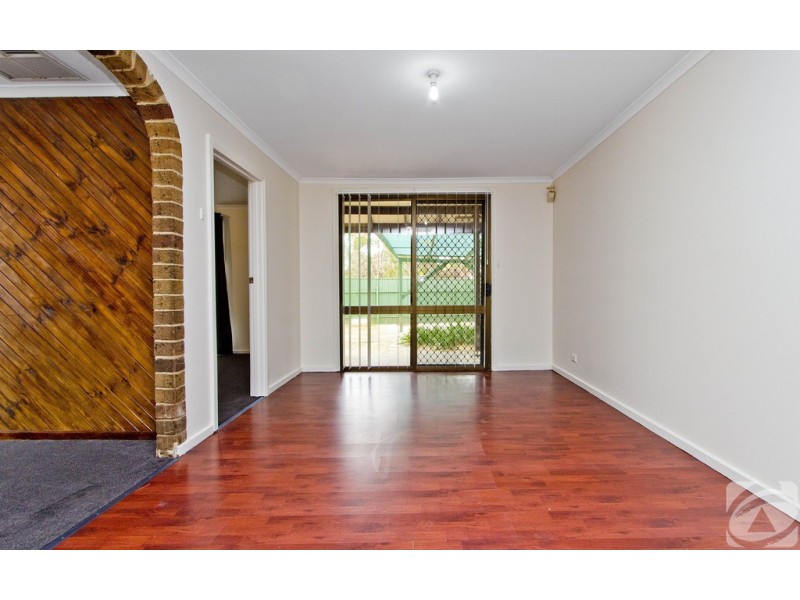 114 Alawoona Rd, Munno Para SA 5115