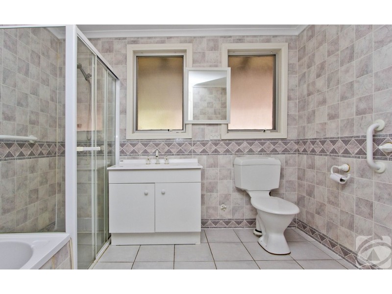 114 Alawoona Rd, Munno Para SA 5115