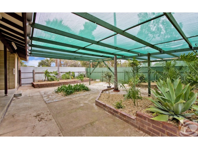 114 Alawoona Rd, Munno Para SA 5115