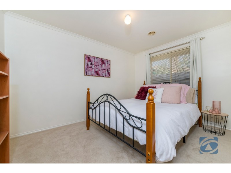 17 Angas Avenue, Evanston Park SA 5116