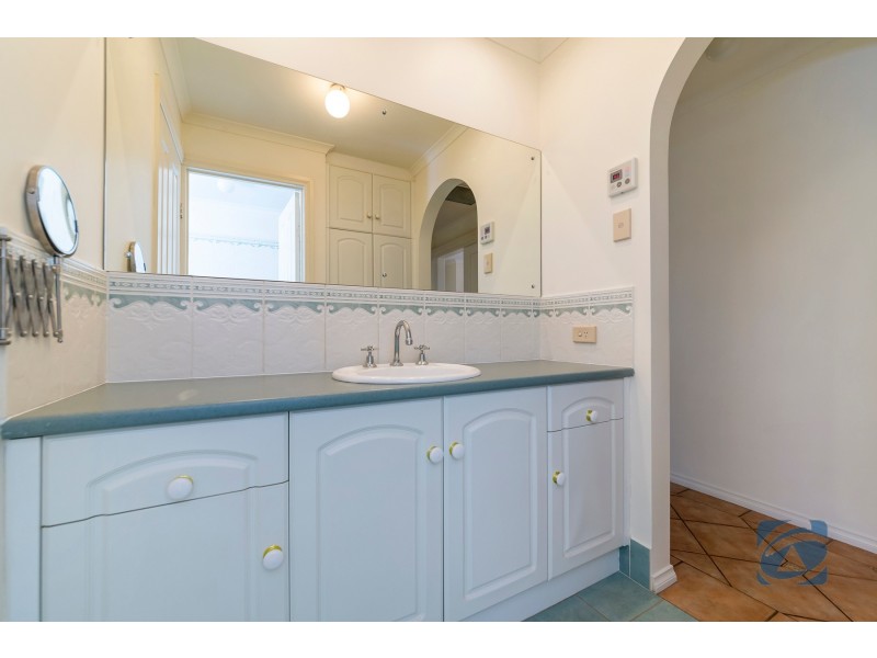 17 Angas Avenue, Evanston Park SA 5116