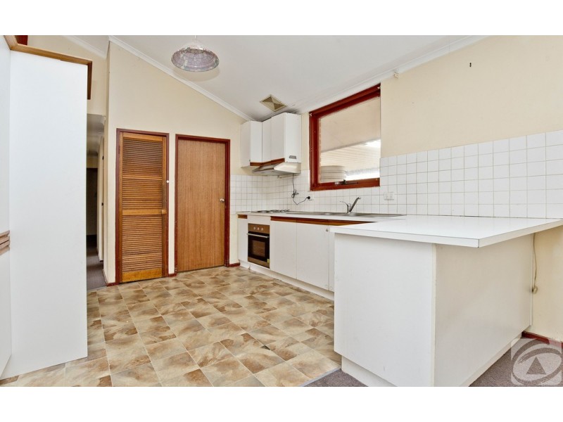 15 Tania Street, Paralowie SA 5108