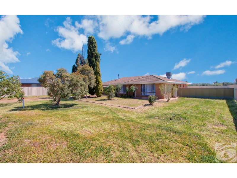 1 Angle Vale Road, Evanston Gardens SA 5116