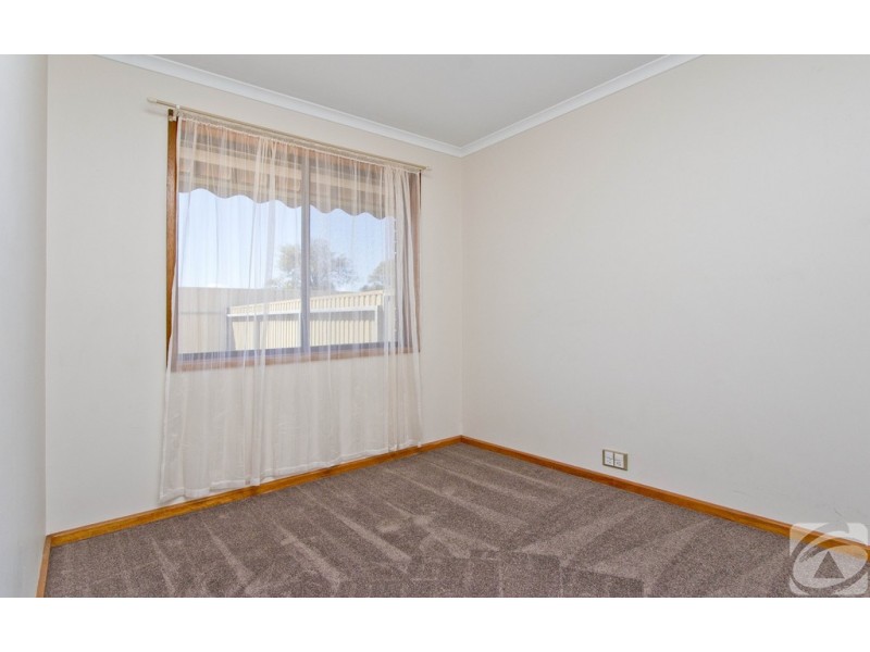 1 Angle Vale Road, Evanston Gardens SA 5116