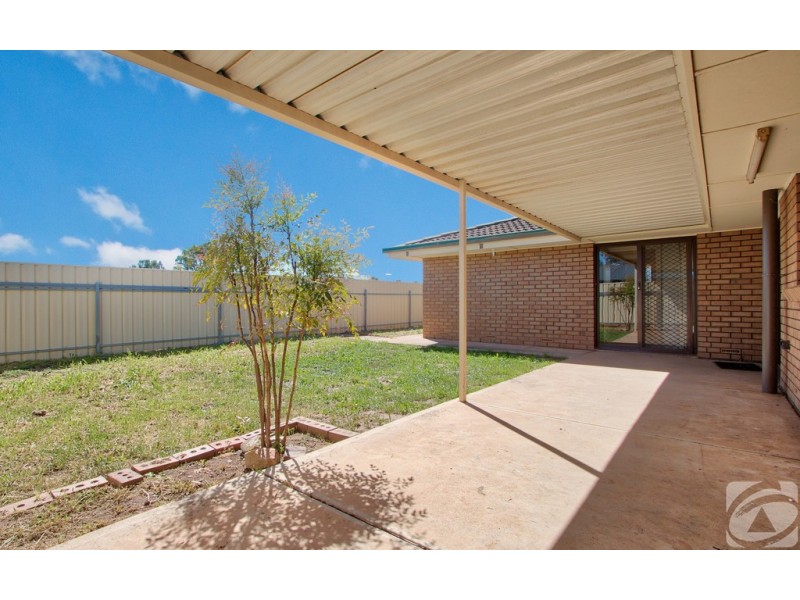 1 Angle Vale Road, Evanston Gardens SA 5116