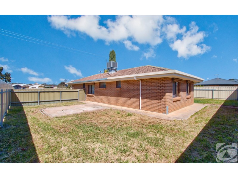 1 Angle Vale Road, Evanston Gardens SA 5116