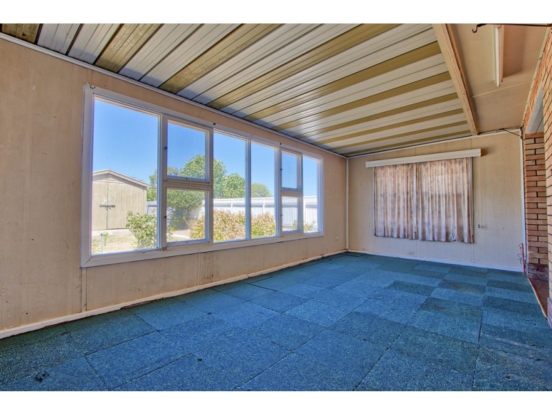 30 Krieg Rd, Evanston Park SA 5116