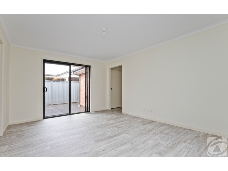 25 Jane Street, Smithfield SA 5114