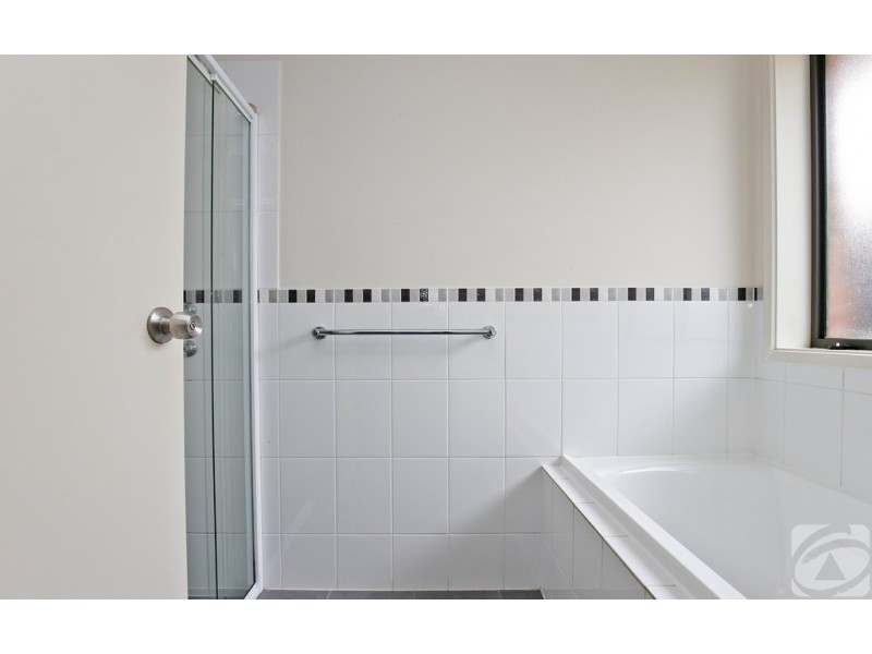 25 Jane Street, Smithfield SA 5114