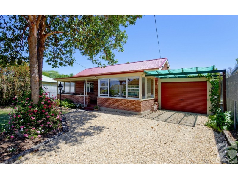 8 Davies Street, Willaston SA 5118