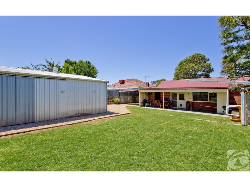 8 Davies Street, Willaston SA 5118
