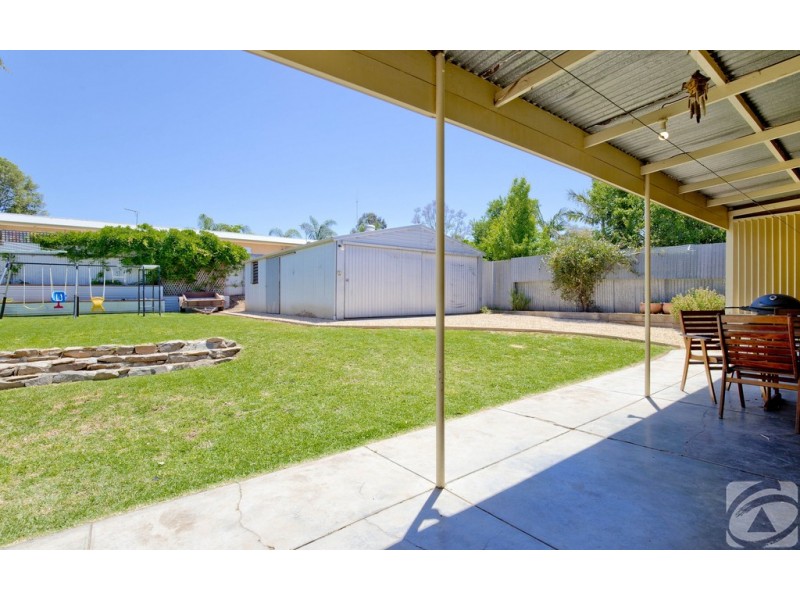 8 Davies Street, Willaston SA 5118