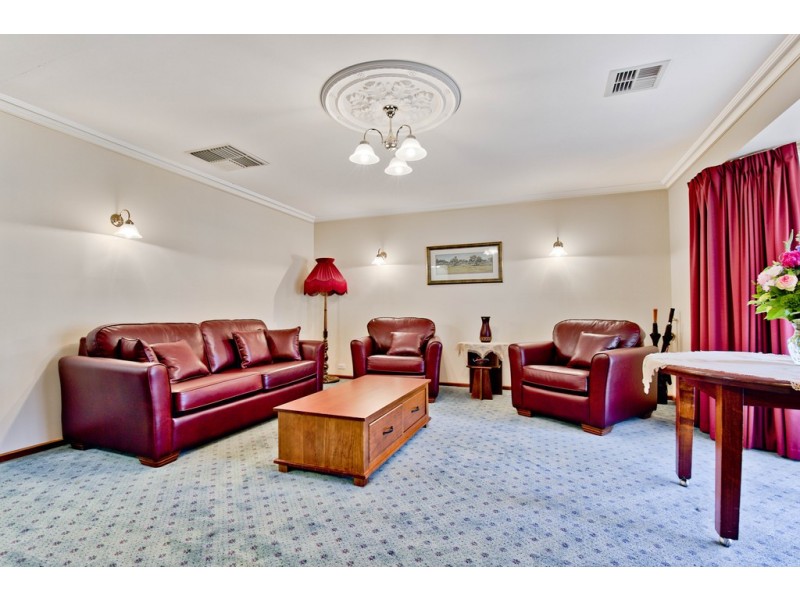 4 Stithians Drive, Gawler East SA 5118