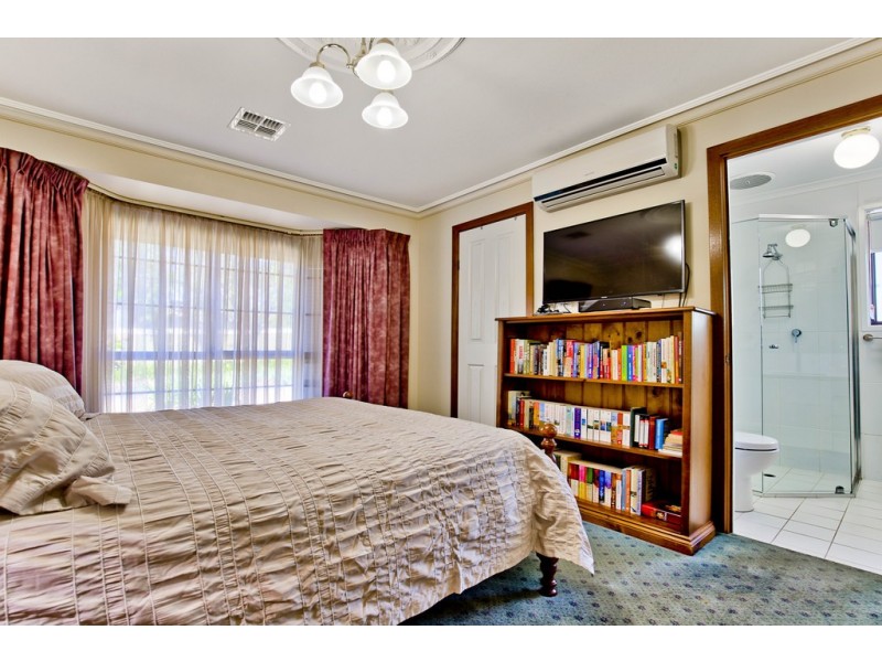 4 Stithians Drive, Gawler East SA 5118