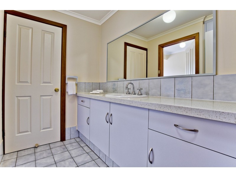 4 Stithians Drive, Gawler East SA 5118