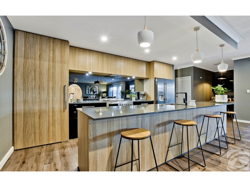 16 Milbourne Court, Lewiston SA 5501