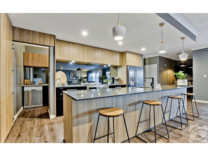 16 Milbourne Court, Lewiston SA 5501