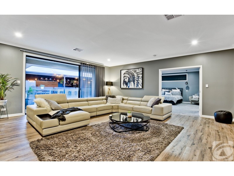 16 Milbourne Court, Lewiston SA 5501