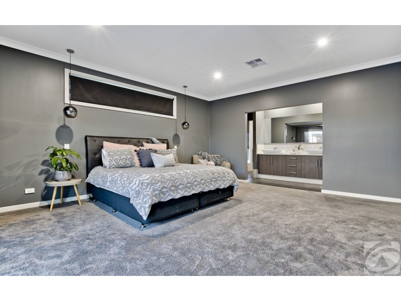 16 Milbourne Court, Lewiston SA 5501