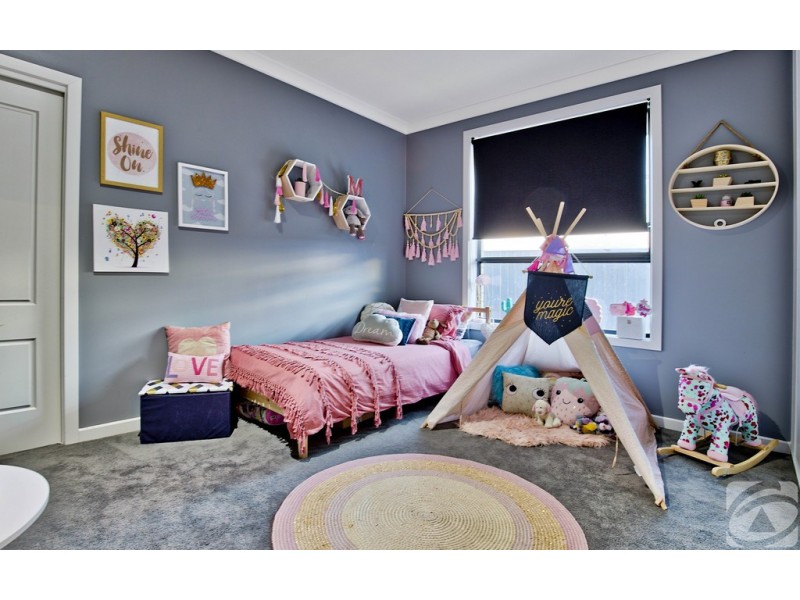 16 Milbourne Court, Lewiston SA 5501