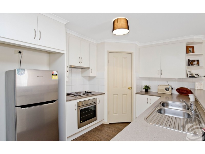 1D Young Terrace, Evanston Gardens SA 5116