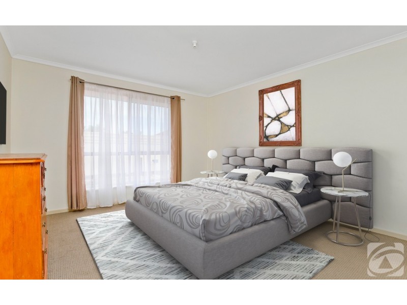 1D Young Terrace, Evanston Gardens SA 5116