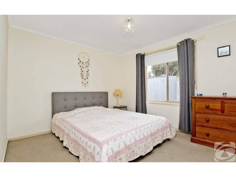 1D Young Terrace, Evanston Gardens SA 5116