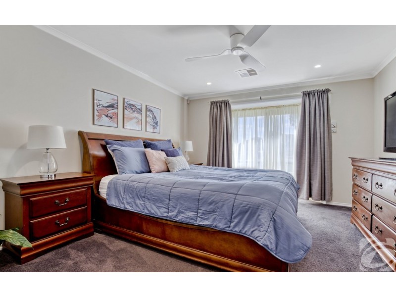 2 Rossiter Drive, Evanston Park SA 5116
