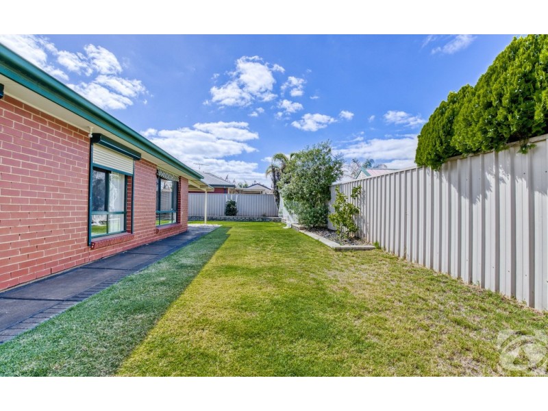 2 Rossiter Drive, Evanston Park SA 5116