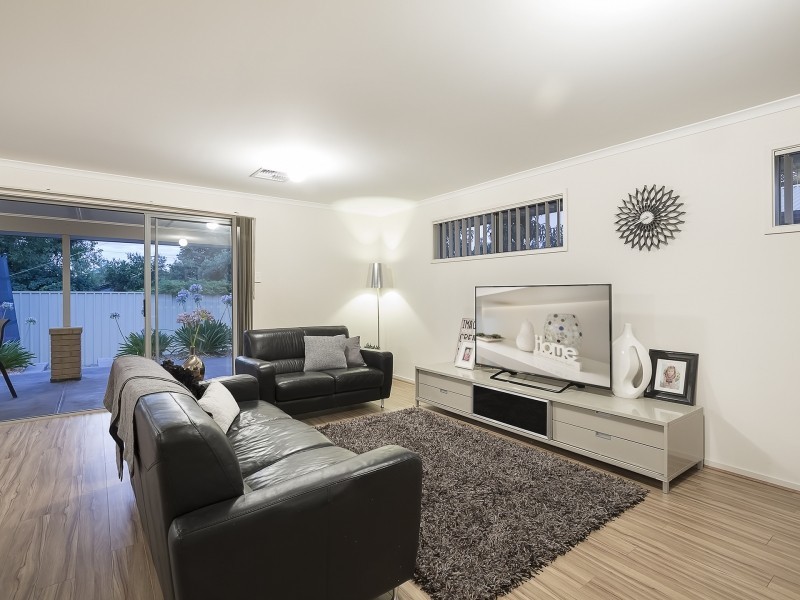 13 Edward Crescent, Evanston Park SA 5116